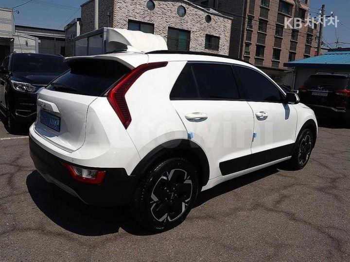 Kia Niro 2024 — 4