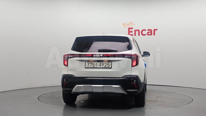 Kia Seltos 2025 — 4