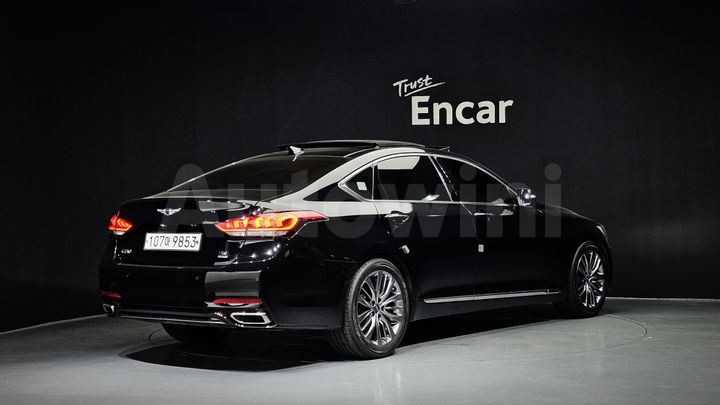 Genesis G80 2017 — 2