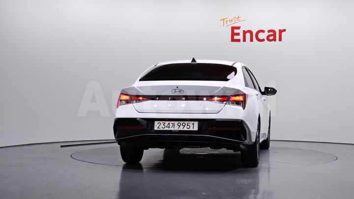 Hyundai Avante 2024 — 4