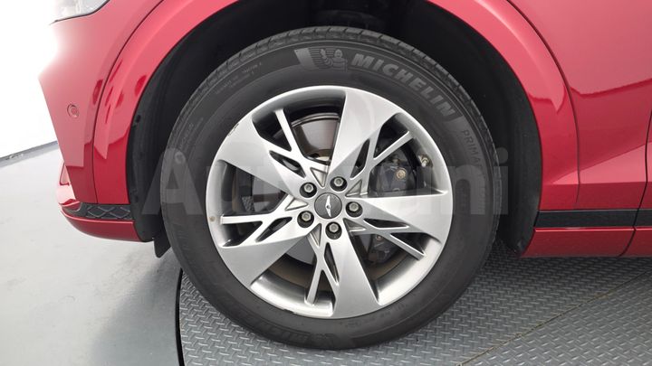 Genesis GV70 2023 — 5
