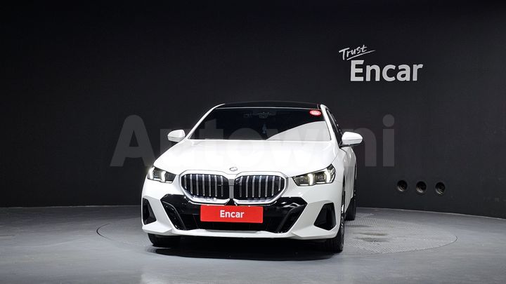 BMW 5 Series 2024 — 3