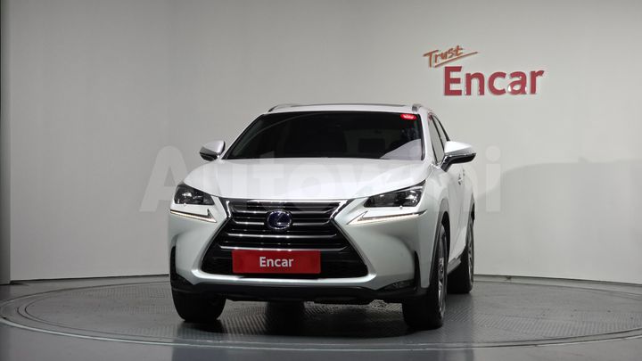 Lexus NX 2015 — 3