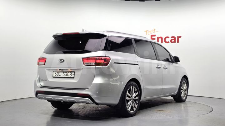 Kia Carnival 2015 — 2