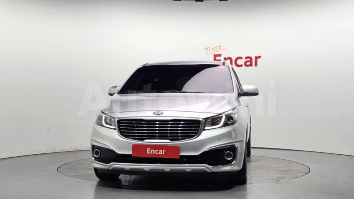 Kia Carnival 2015 — 3