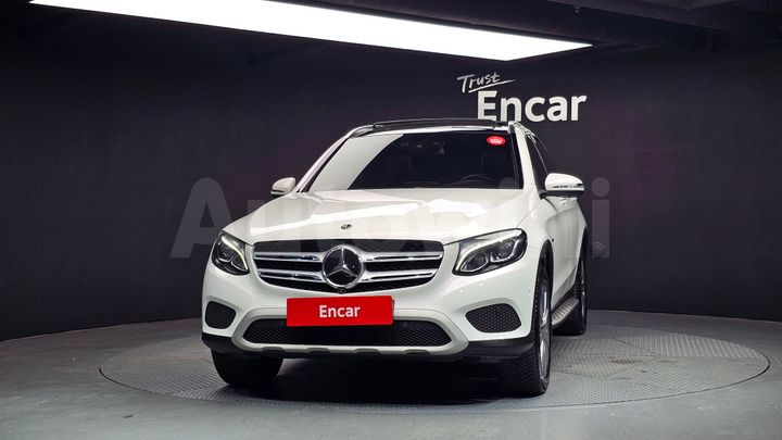 Mercedes-Benz GLC Class 2019 — 3
