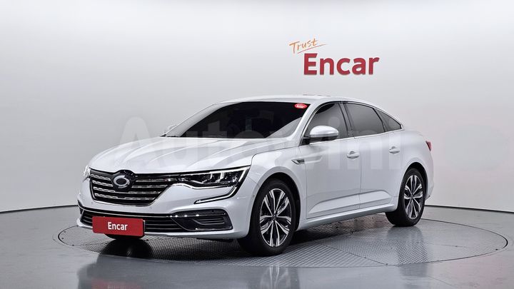 Renault SM6