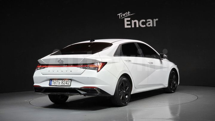 Hyundai Avante 2021 — 2
