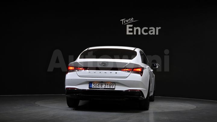 Hyundai Avante 2023 — 4