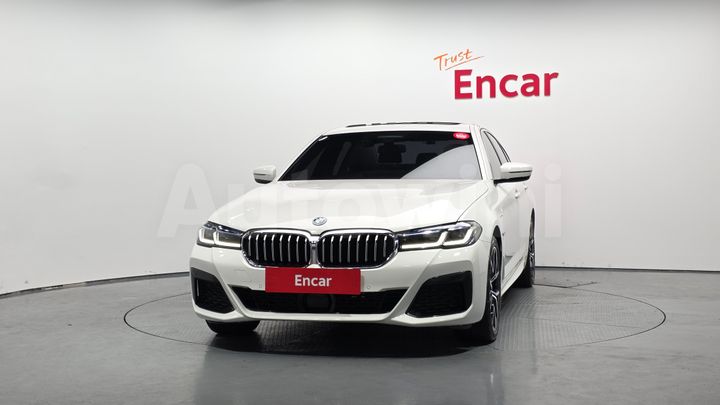 BMW 5 Series 2023 — 3
