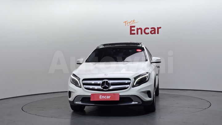 Mercedes-Benz GLA Class 2017 — 3