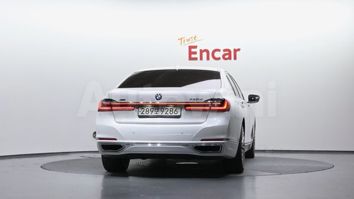 BMW 7 Series 2022 — 4