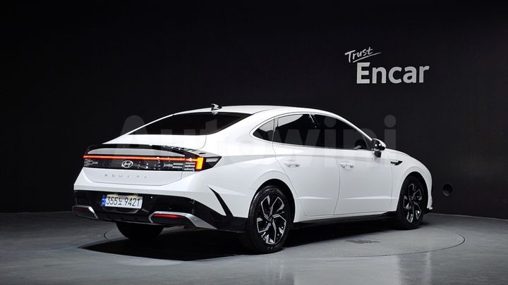 Hyundai Sonata 2024 — 2
