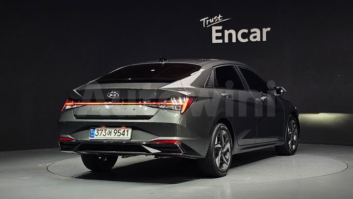 Hyundai Avante 2021 — 2
