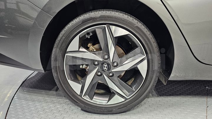 Hyundai Avante 2021 — 5