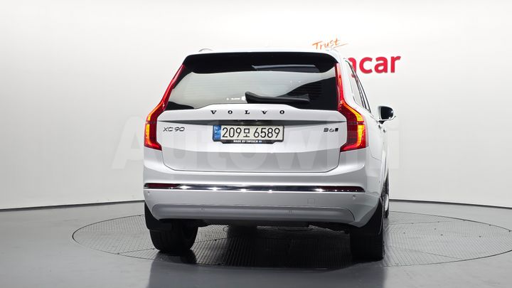 Volvo XC90 2022 — 4