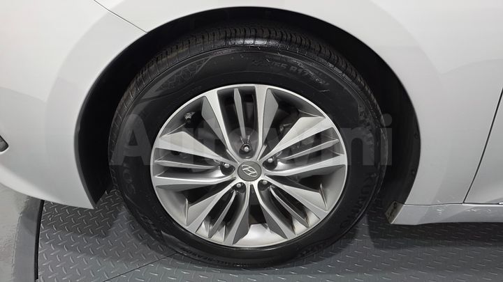 Hyundai Grandeur 2017 — 5