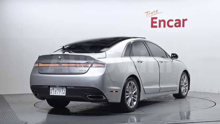 Lincoln MKZ