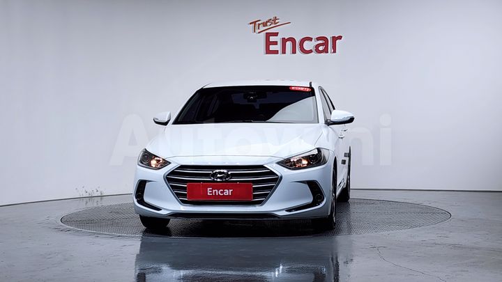 Hyundai Avante 2016 — 3