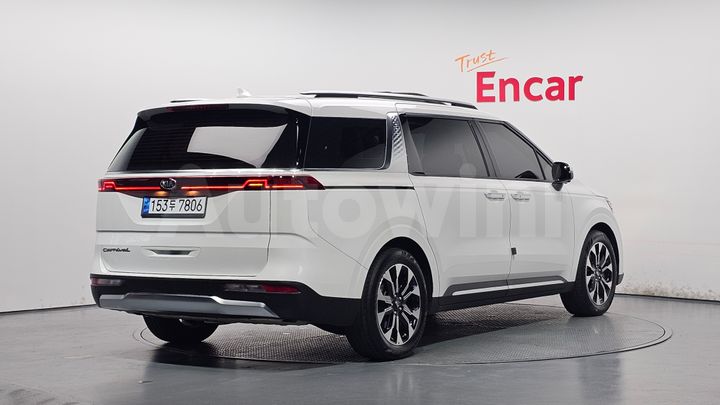 Kia Carnival 2021 — 2