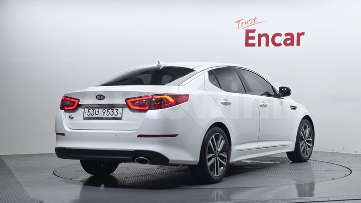 Kia K5 2014 — 2