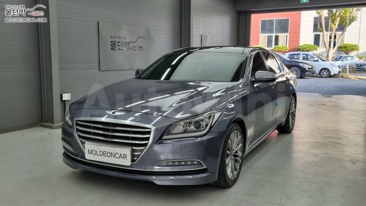 Hyundai Genesis