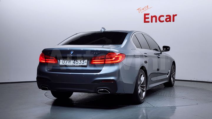 BMW 5 Series 2018 — 2