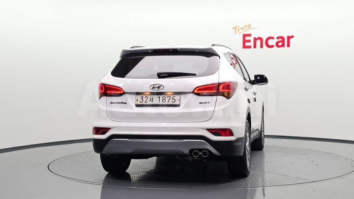 Hyundai SantaFe 2016 — 4