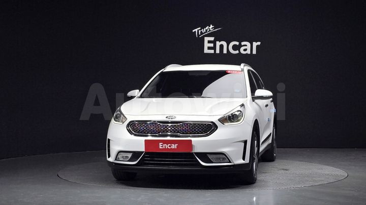 Kia Niro 2017 — 2
