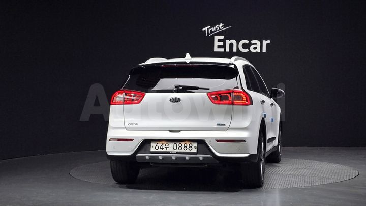 Kia Niro 2017 — 3