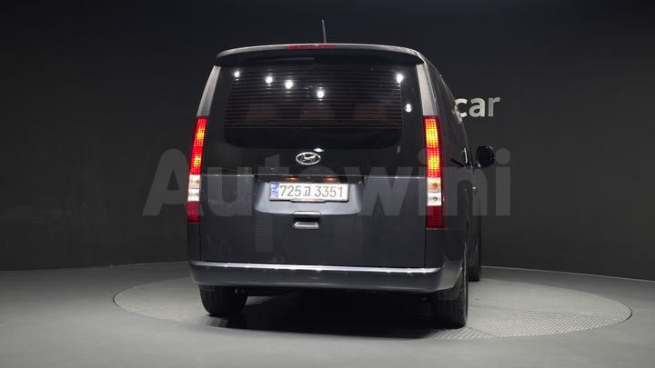Hyundai Staria 2024 — 4