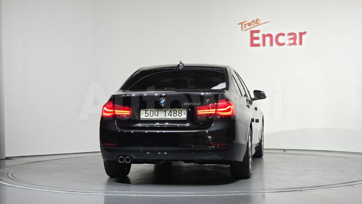 BMW 3 Series 2017 — 4