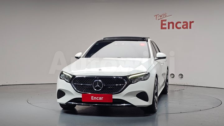 Mercedes-Benz E Class 2024 — 3