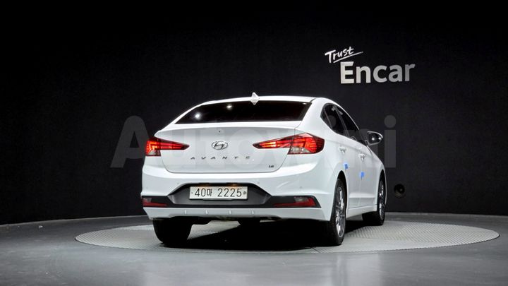 Hyundai Avante 2019 — 4