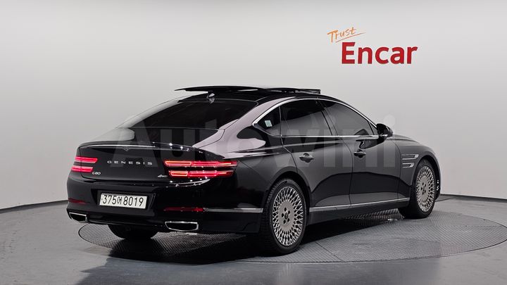 Genesis G80 2022 — 2