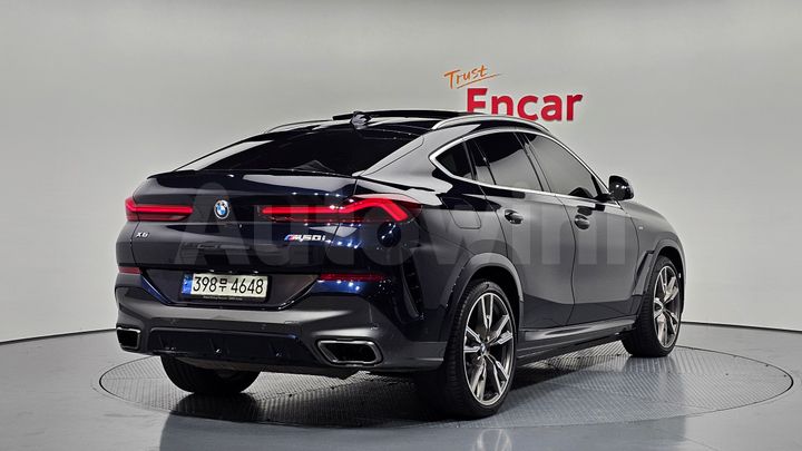 BMW X6 2021 — 2