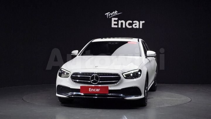 Mercedes-Benz E Class 2022 — 2