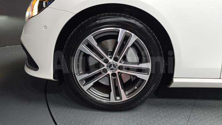 Mercedes-Benz E Class 2022 — 4