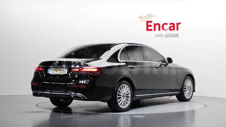 Mercedes-Benz E Class 2021 — 2