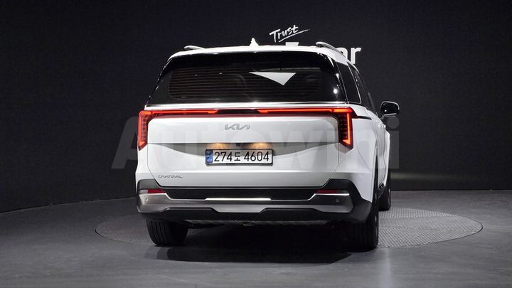 Kia Carnival 2024 — 4