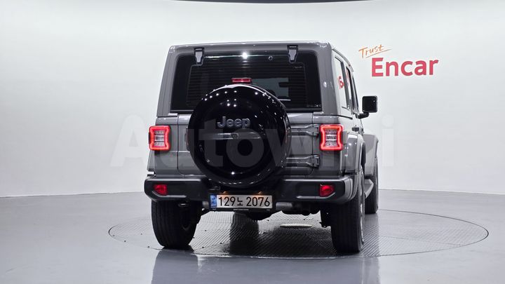 Jeep Wrangler 2021 — 4