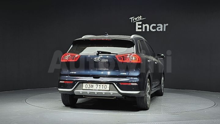 Kia Niro 2017 — 4