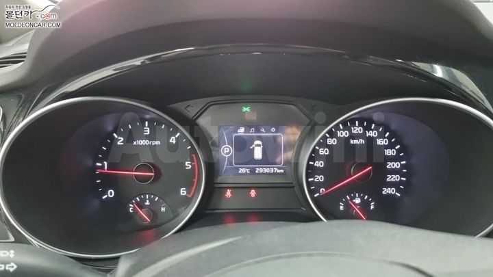 Kia Carnival 2015 — 5