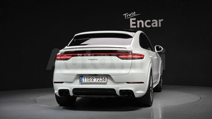 Porsche Cayenne 2023 — 4