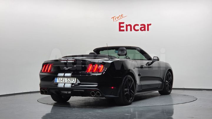 Ford Mustang 2017 — 2