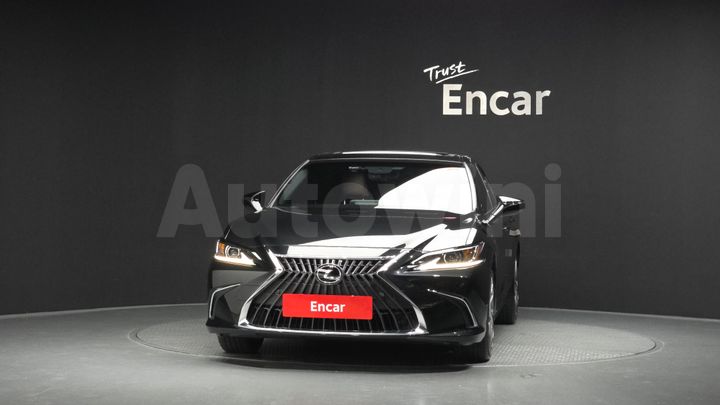 Lexus ES 2023 — 3