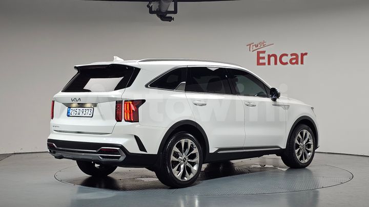 Kia Sorento 2023 — 2
