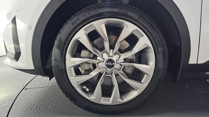 Kia Sorento 2023 — 5