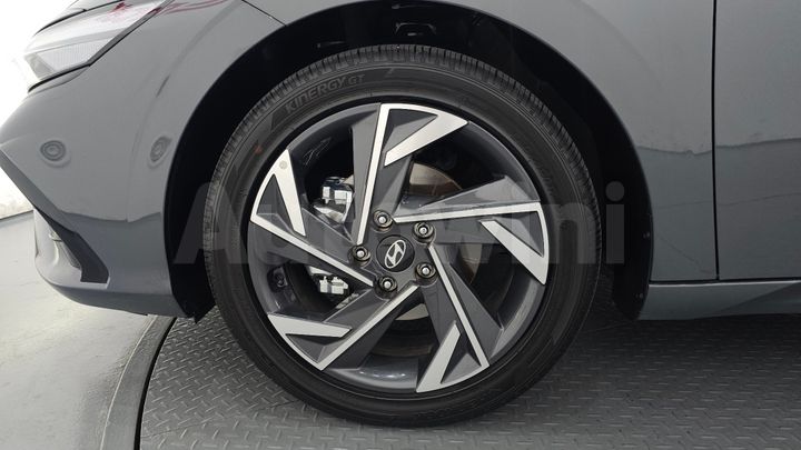Hyundai Avante 2026 — 5