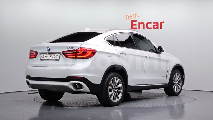 BMW X6 2016 — 2